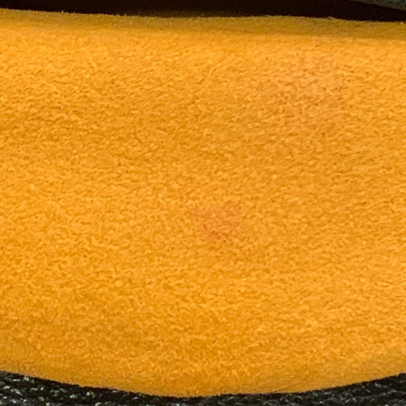 LV Monogram Empreinte Noir Bumbag - Picture 15 of 16